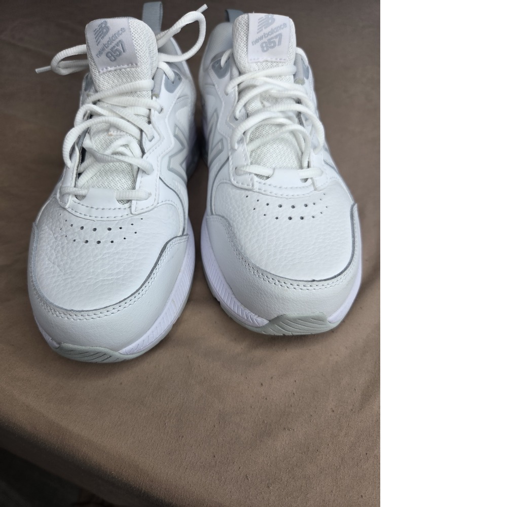 Women's New Balance 857 White Wide Width 4E Mom Sneaker Size 8.5 - Picture 3 of 13